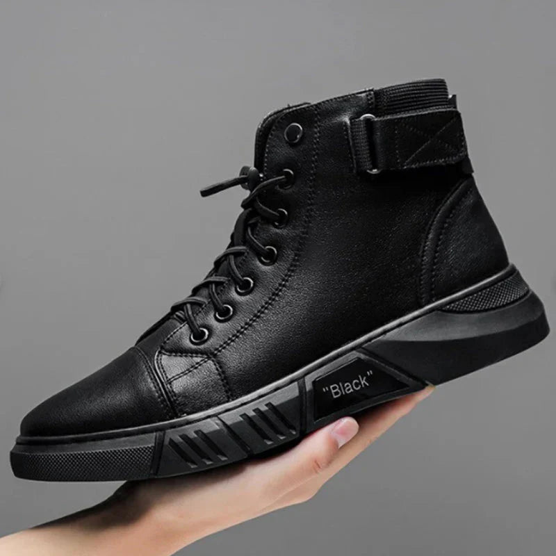 LEON | BLACK LEATHER SNEAKERS