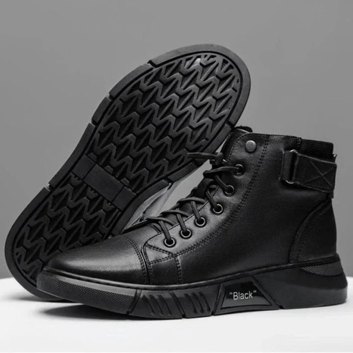 LEON | BLACK LEATHER SNEAKERS