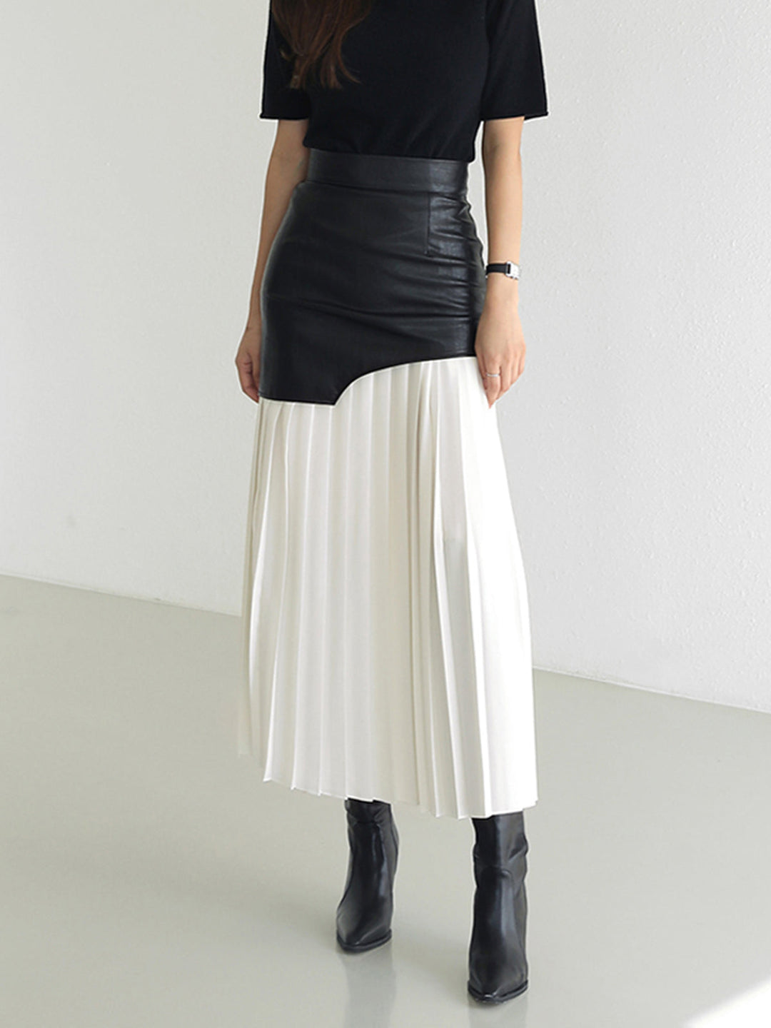 AYESHA | STYLISH MIDI SKIRT