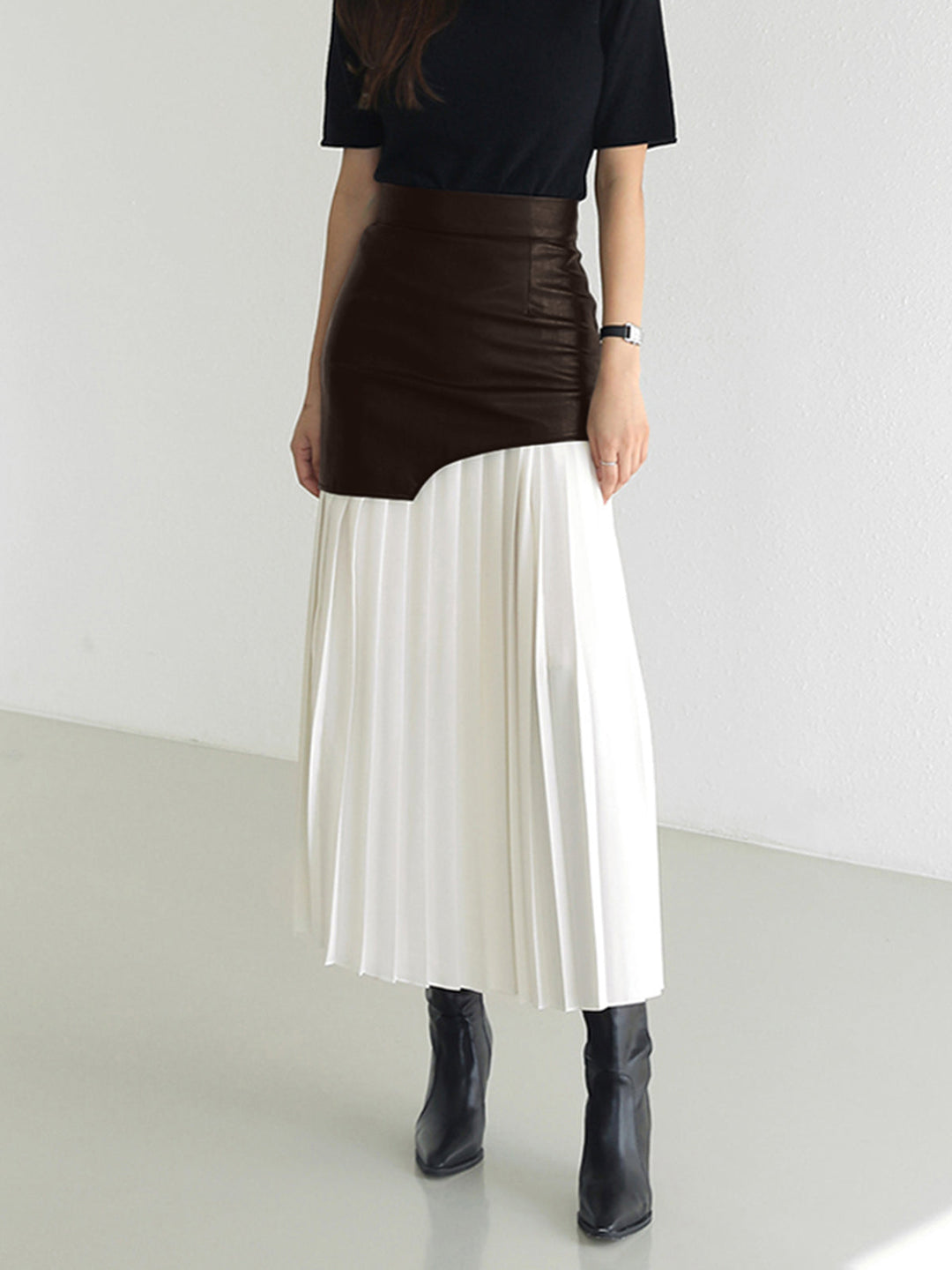 AYESHA | STYLISH MIDI SKIRT